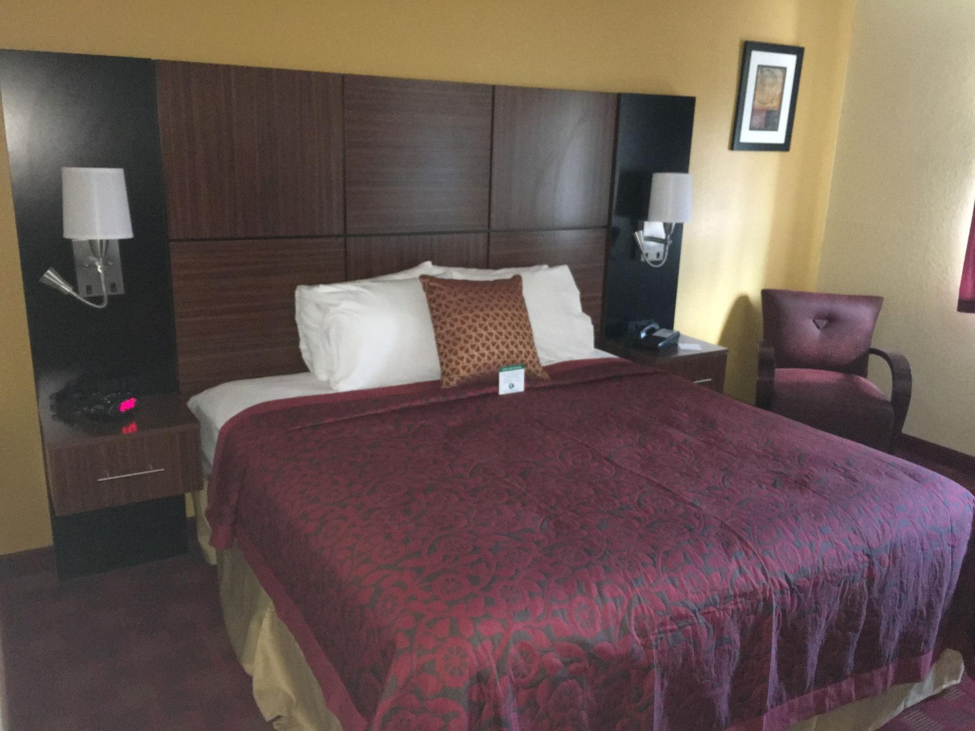 Days Inn By Wyndham Leominster/Fitchburg Area Екстериор снимка