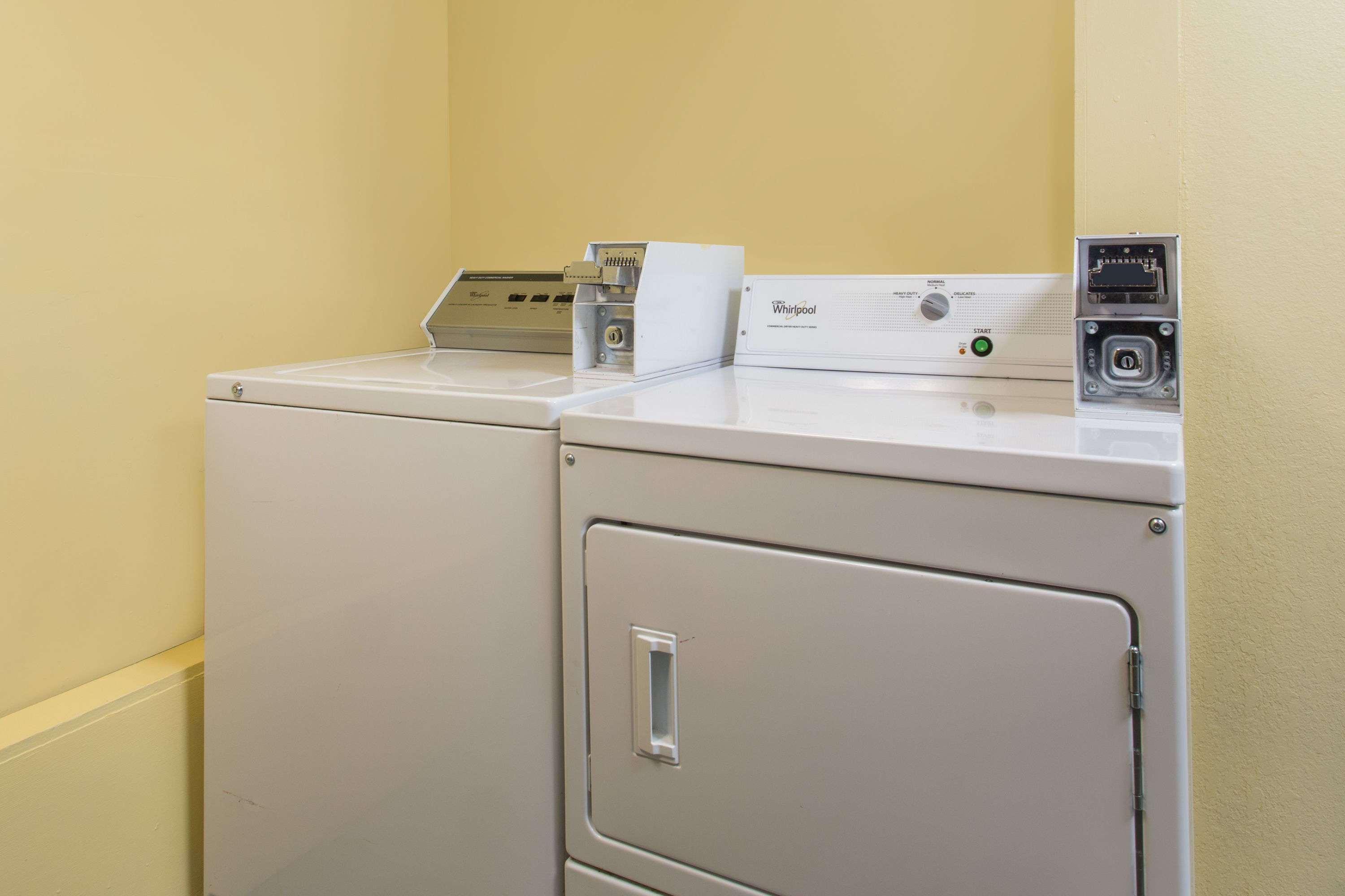 Days Inn By Wyndham Leominster/Fitchburg Area Екстериор снимка