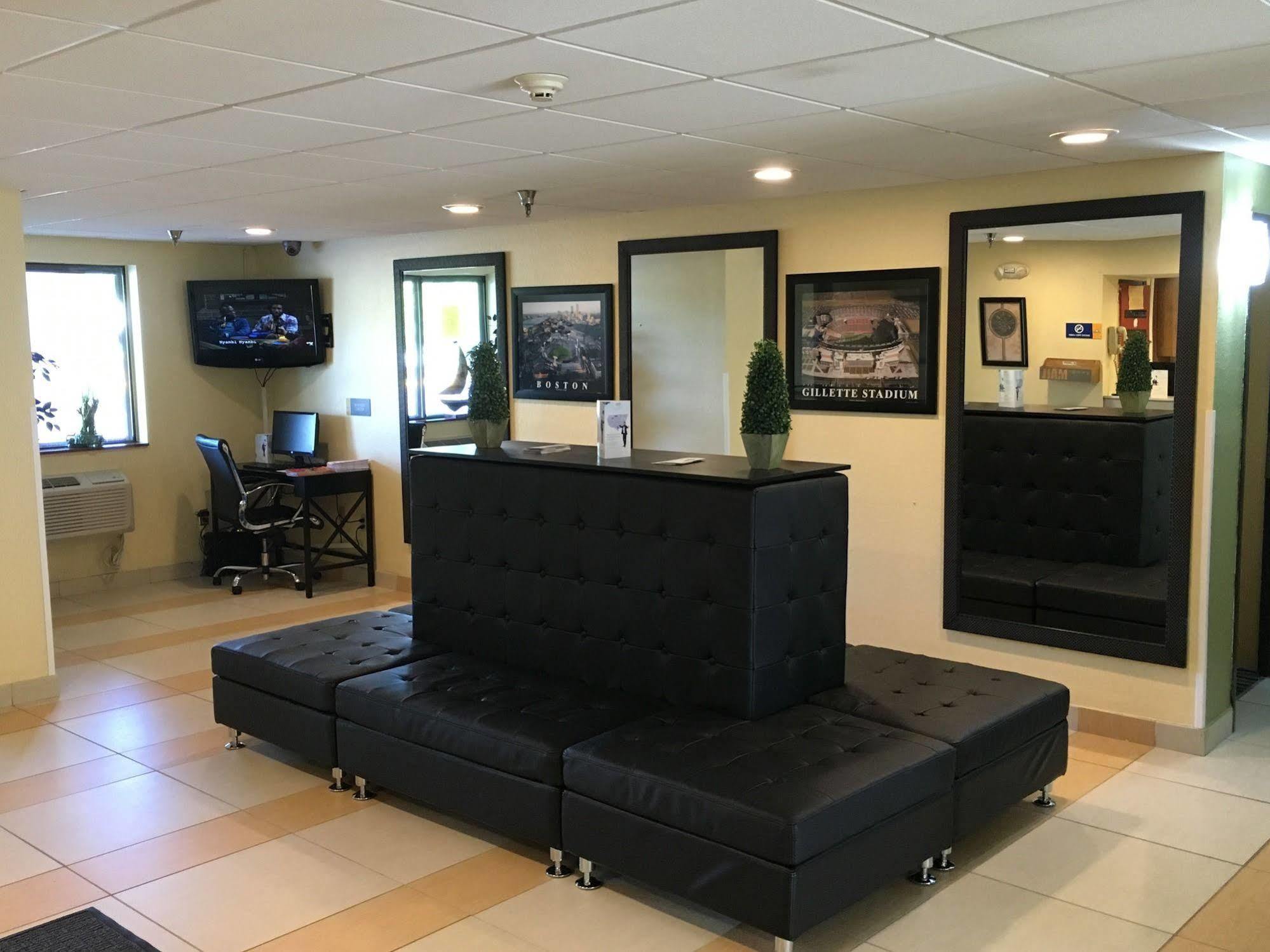 Days Inn By Wyndham Leominster/Fitchburg Area Екстериор снимка
